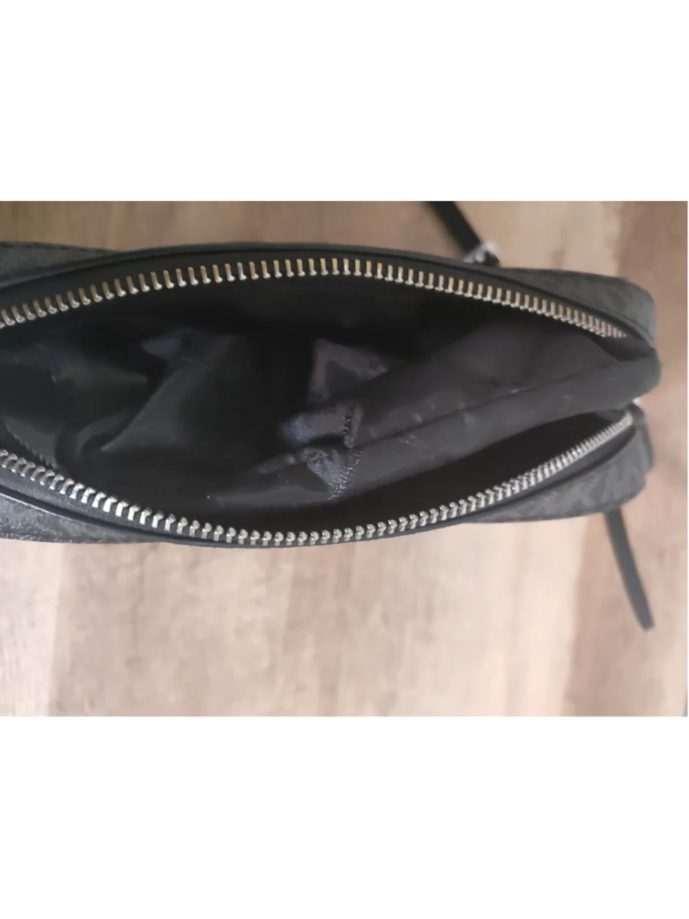 Women's Michael Kors Black Silver Crossbody Bag One Size